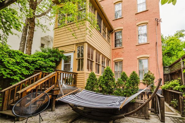 Exterior, Facade, Brick Facade, Rowhouse