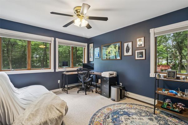 Home Office, Interior