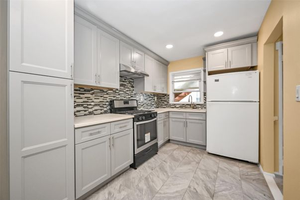 Interior, Kitchen, Marble, Recessed Lighting