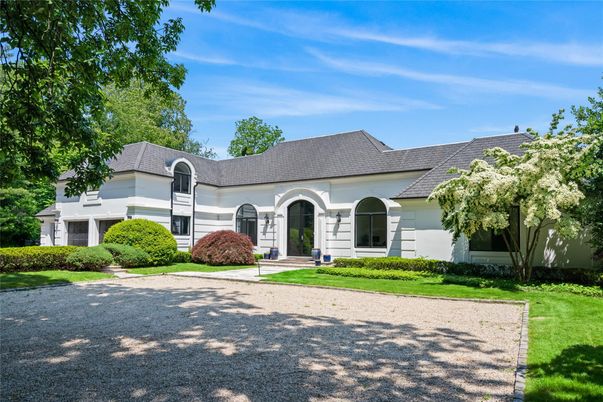 Backyard, Exterior, Facade, French Provincial