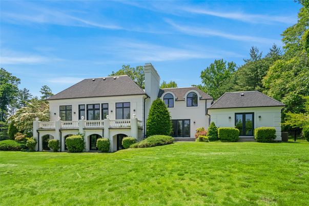 Backyard, Exterior, Facade, French Provincial