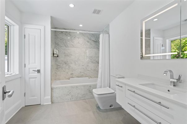 Bathroom, Interior, Marble Walls, Recessed Lighting