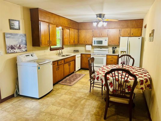 Dining room, Interior, Kitchen