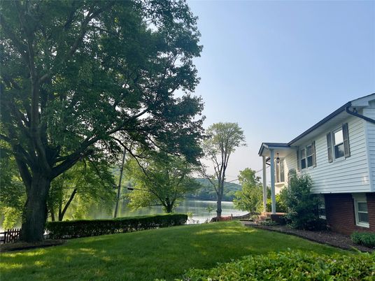 Backyard, Exterior, Water