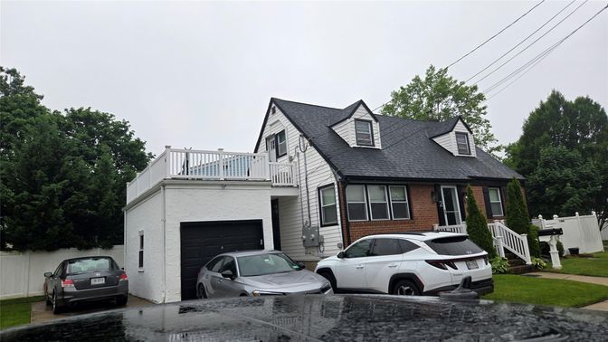 Attached, Exterior, Facade, Brick Facade, Cape Cod