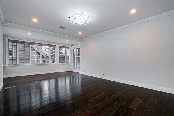 Chandelier, Empty room, Interior, Recessed Lighting, Wood Texture Flooring