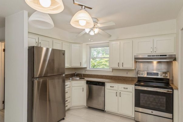 Interior, Kitchen, Stainless Steel Appliances