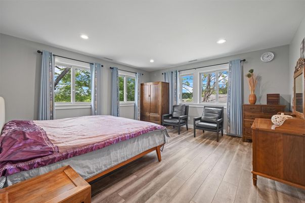 Bedroom, Interior, Recessed Lighting, Wood Texture Flooring