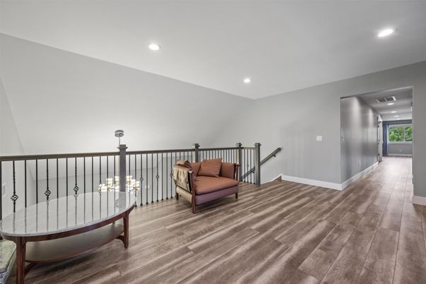 Interior, Pendant Lights, Recessed Lighting, Wood Texture Flooring