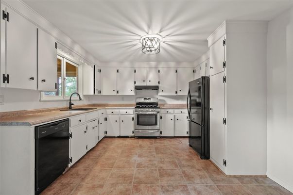 Interior, Kitchen, Stainless Steel Appliances