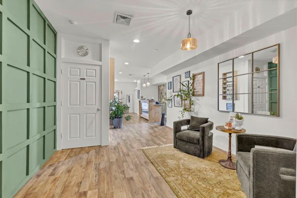 Interior, Pendant Lights, Recessed Lighting, Wood Texture Flooring