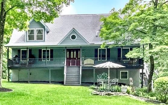 Backyard, Exterior, Facade, Log Home