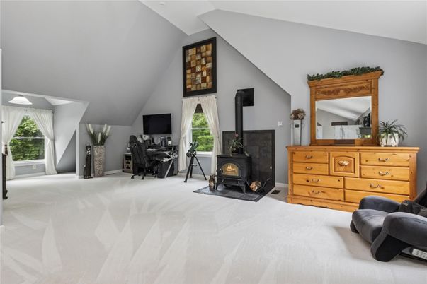 Bedroom, Fireplace, Home Office, Interior