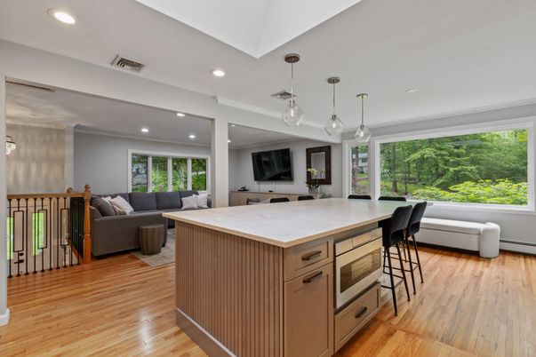 Interior, Kitchen, Living room, Pendant Lights, Recessed Lighting, Wood Texture Flooring