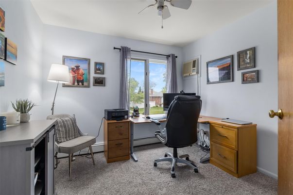 Home Office, Interior