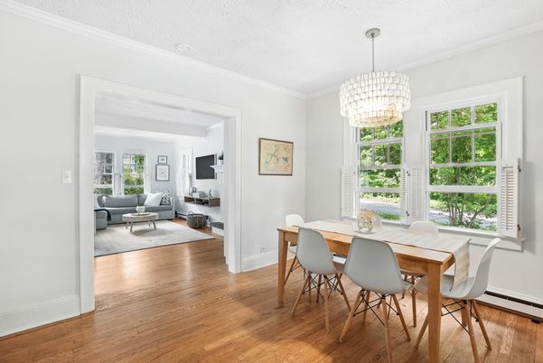 Chandelier, Dining room, Interior, Living room, Wood Texture Flooring