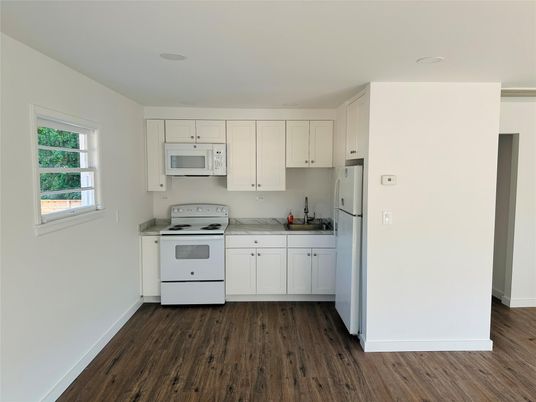 Interior, Kitchen, Recessed Lighting, Wood Texture Flooring