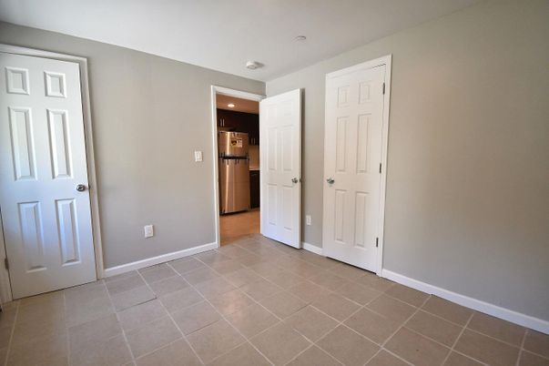 Empty room, Interior, Kitchen, Recessed Lighting