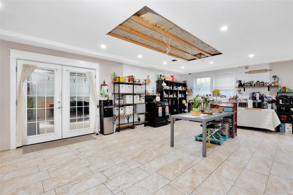 Interior, Recessed Lighting