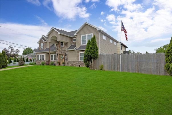 Backyard, Exterior, Facade, Brick Traditional