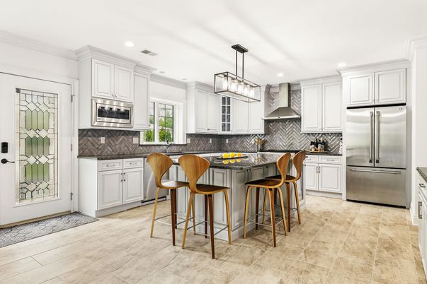 Interior, Kitchen, Pendant Lights, Recessed Lighting, Stainless Steel Appliances