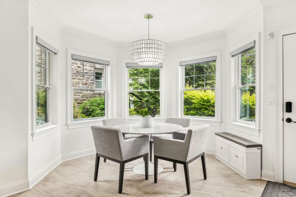 Chandelier, Dining room, Interior