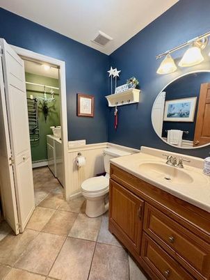 Bathroom, Interior