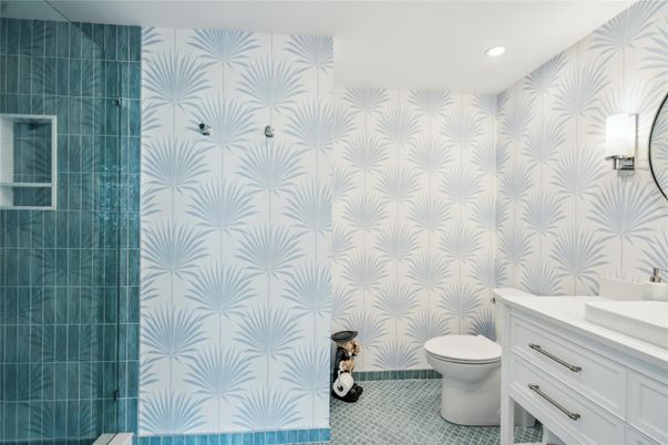 Bathroom, Interior, Recessed Lighting