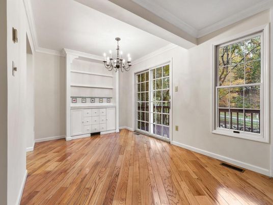 Chandelier, Empty room, Interior, Wood Texture Flooring