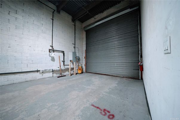 Garage, Interior, Stone Walls