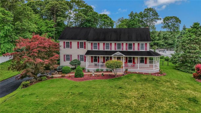 Backyard, Exterior, Facade, Georgian