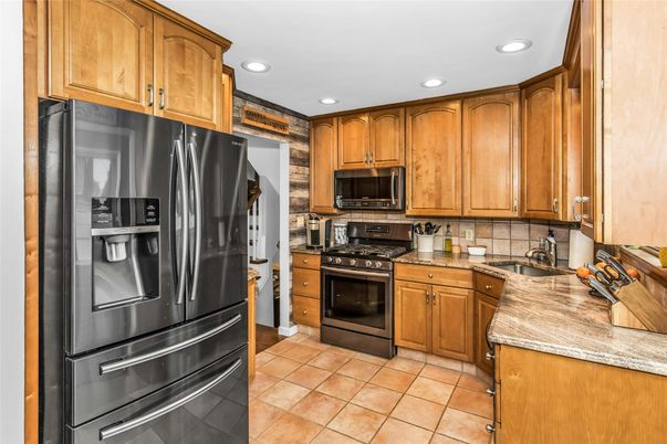 Interior, Kitchen, Recessed Lighting