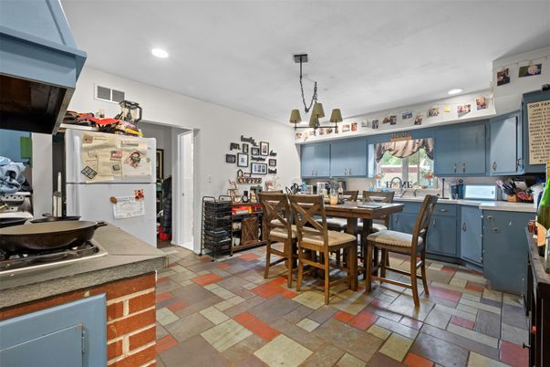 Dining room, Interior, Kitchen, Pendant Lights, Recessed Lighting