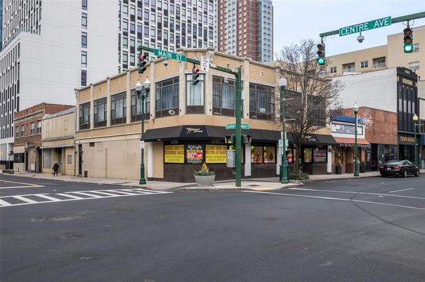 Exterior, Facade, Condo Building