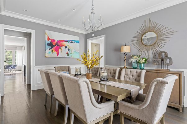 Chandelier, Dining room, Interior, Recessed Lighting, Wood Texture Flooring