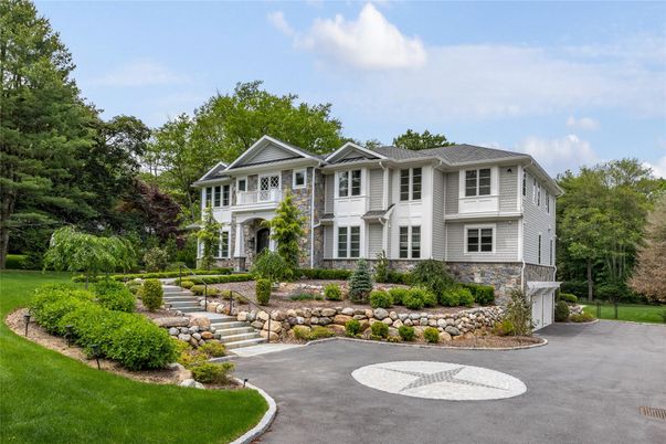 Backyard, Exterior, Facade, Georgian