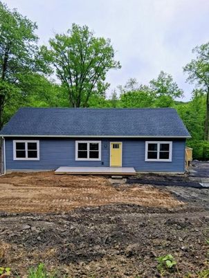 Backyard, Exterior, Facade, Cape Cod