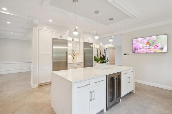 Interior, Kitchen, Pendant Lights, Recessed Lighting, Stainless Steel Appliances
