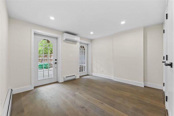 Empty room, Interior, Recessed Lighting, Wood Texture Flooring