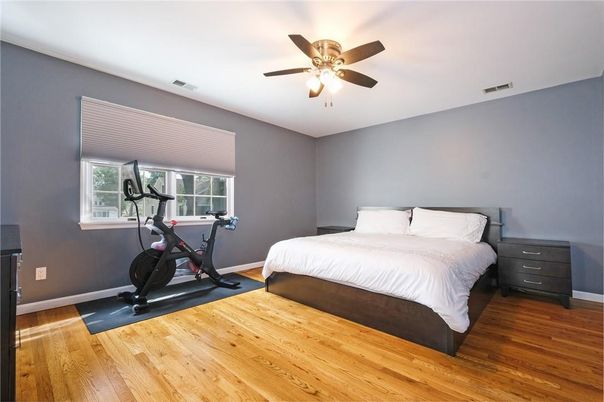Bedroom, Fitness Equipment, Interior, Wood Texture Flooring
