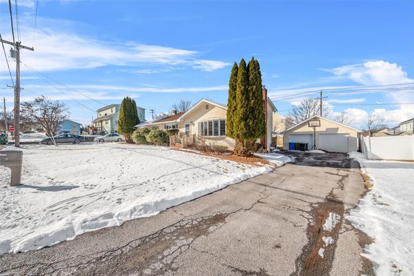 Backyard, Detached Garage, Exterior