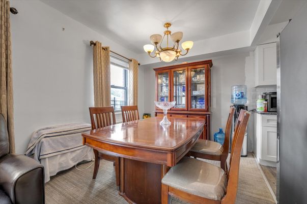 Chandelier, Dining room, Interior