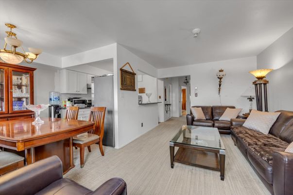 Dining room, Interior, Kitchen, Living room