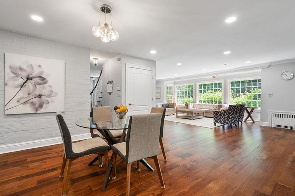 Dining room, Interior, Living room, Pendant Lights, Recessed Lighting, Wood Texture Flooring