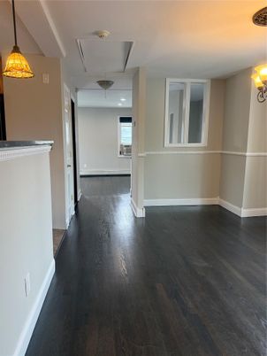 Empty room, Interior, Pendant Lights, Wood Texture Flooring
