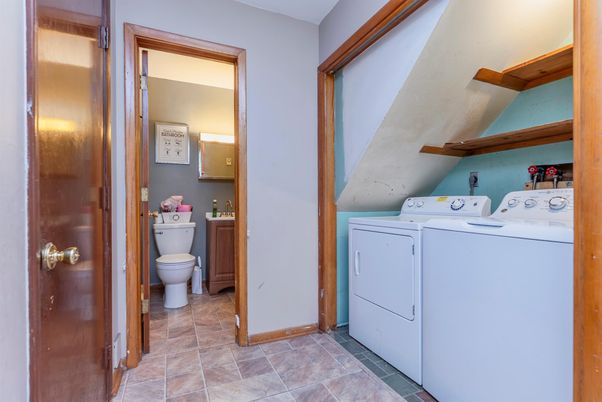 Bathroom, Interior, Utility Closets, Washer