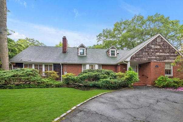 Exterior, Facade, Brick Facade, Cape Cod
