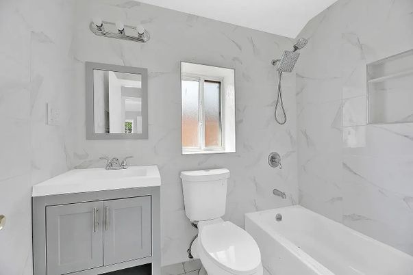 Bathroom, Interior, Marble Walls