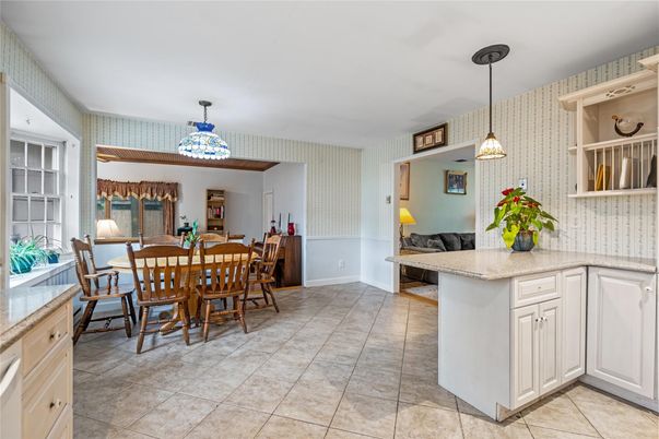 Dining room, Interior, Pendant Lights