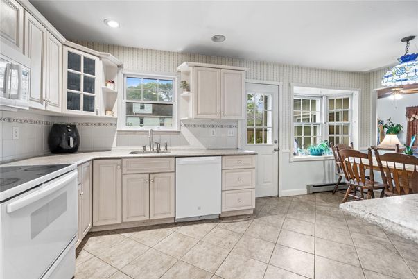 Interior, Kitchen, Recessed Lighting